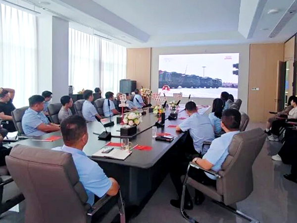 Casen Heat Transfer Organizes Company-wide Viewing of the Military Parade: Fostering Patriotism and Uniting Momentum Casen Heat Transfer Organizes Company-wide Viewing of the Military Parade: Fostering Patriotism and Uniting Momentum